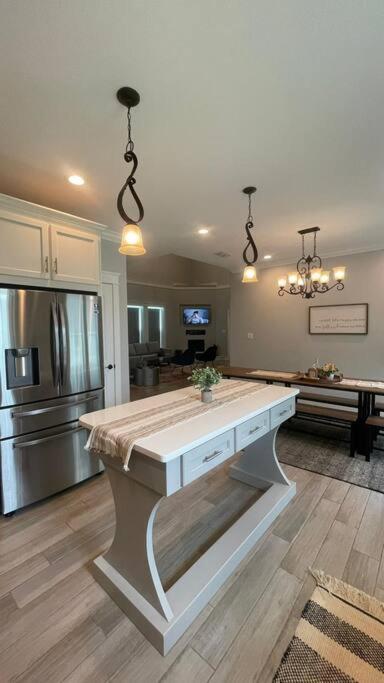Luxury House - * Foley