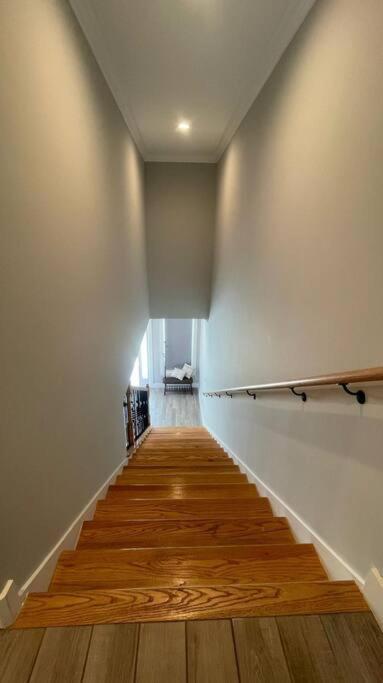 Luxury House - * Foley